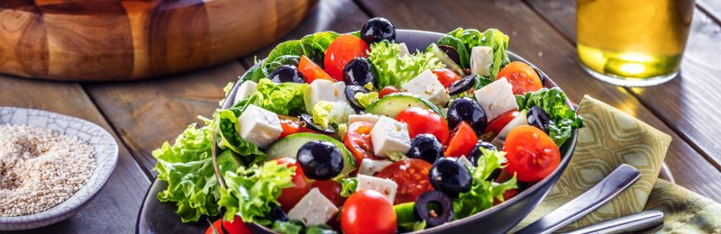 Bunter frischer salat( griechischer art ) Bunter frischer salat( griechischer art )